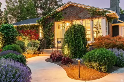 Exterior - 4539 S Willow Rd, Holladay, UT 84117 photo 7 of 42
