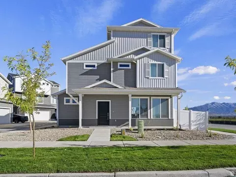 375 E Halls Creek Rd, Saratoga Springs, UT 84045