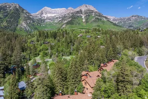 View/Area - 8841 N Alpine Loop Rd #3, Sundance, UT 84604 photo 4 of 7