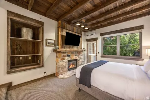 Bedroom - 8841 N Alpine Loop Rd #3, Sundance, UT 84604 photo 7 of 12
