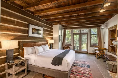 Bedroom - 8841 N Alpine Loop Rd #3, Sundance, UT 84604 photo 11 of 12