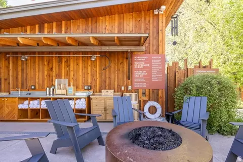 Exterior - 8841 N Alpine Loop Rd #3, Sundance, UT 84604 photo 16 of 19