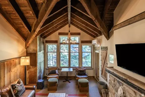 Living - 8841 N Alpine Loop Rd #3, Sundance, UT 84604 photo 5 of 5