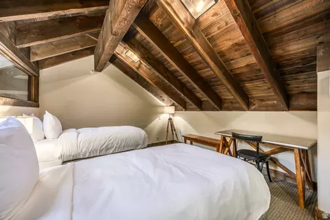 Bedroom - 8841 N Alpine Loop Rd #3, Sundance, UT 84604 photo 6 of 12