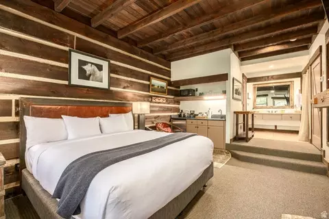 Bedroom - 8841 N Alpine Loop Rd #3, Sundance, UT 84604 photo 9 of 12