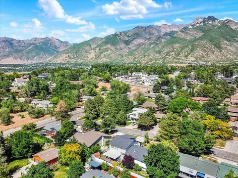View/Area - 9628 S 2760 E, Sandy, UT 84092 photo 7 of 8