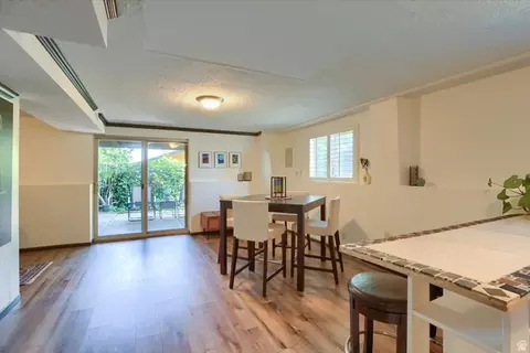 Dining - 9628 S 2760 E, Sandy, UT 84092 photo 3 of 3