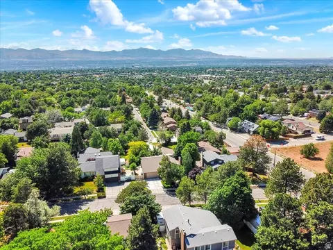 View/Area - 9628 S 2760 E, Sandy, UT 84092 photo 6 of 8