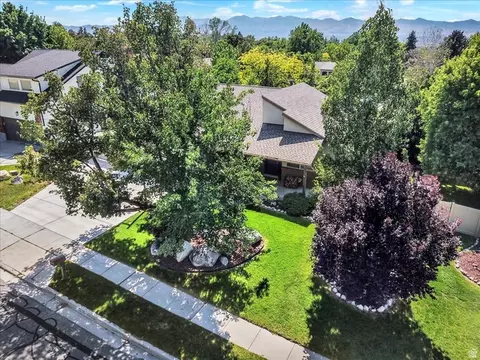 View/Area - 9628 S 2760 E, Sandy, UT 84092 photo 2 of 8