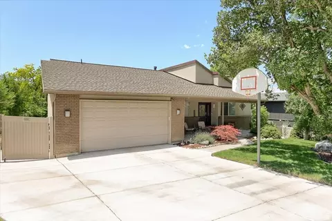 Exterior - 9628 S 2760 E, Sandy, UT 84092 photo 3 of 7