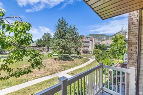 Exterior - 88 W 50 S #C-8, Centerville, UT 84014 photo 2 of 6