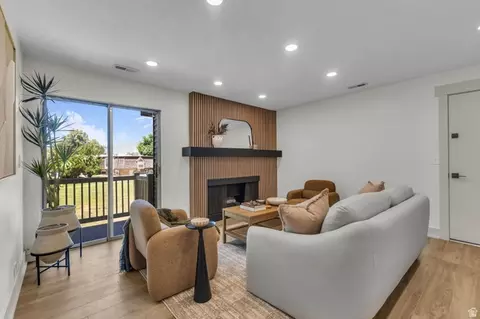 Living - 88 W 50 S #C-8, Centerville, UT 84014 photo 2 of 4