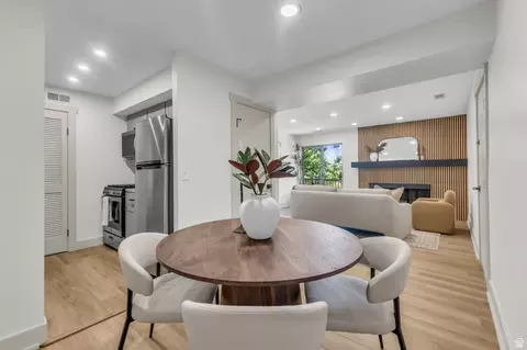 Dining - 88 W 50 S #C-8, Centerville, UT 84014 photo 2 of 2