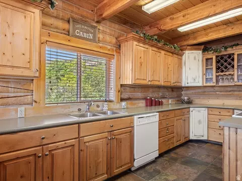 Kitchen - 10 Lewis Loop #221, Fish Haven, ID 83287 photo 1 of 4