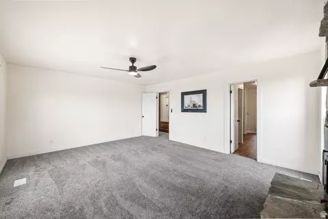 Living - 140 E Spring Dr, Woodland Hills, UT 84653 photo 8 of 10