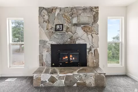 Living - 140 E Spring Dr, Woodland Hills, UT 84653 photo 6 of 10