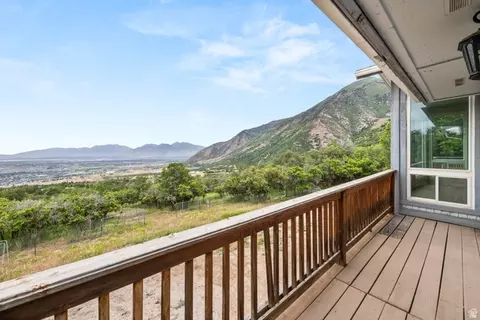 Exterior - 140 E Spring Dr, Woodland Hills, UT 84653 photo 4 of 15