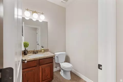 331 E Nechatel Dr, Draper, UT 84020 photo 9
