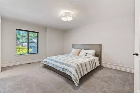 331 E Nechatel Dr, Draper, UT 84020 photo 10
