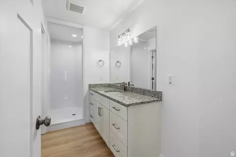 Bath - 260 S 265 E, Richmond, UT 84333 photo 1 of 3