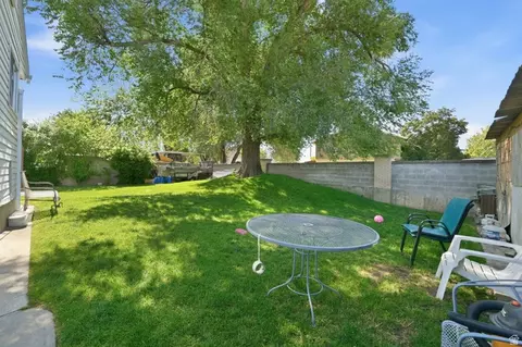 Exterior - 127 W 1200 N, Orem, UT 84057 photo 3 of 5