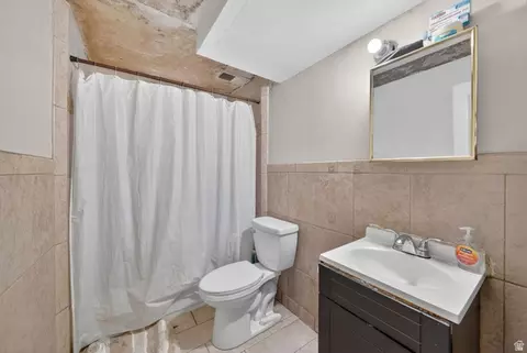 Bath - 127 W 1200 N, Orem, UT 84057 photo 2 of 2