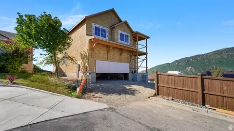 Exterior - 15112 S Eagle Chase Dr, Draper, UT 84020 photo 1 of 3
