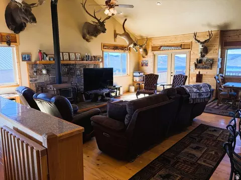 Living - 17 Eagle Cir, Scofield, UT 84526 photo 1 of 7