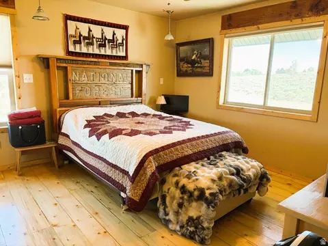 Bedroom - 17 Eagle Cir, Scofield, UT 84526 photo 2 of 6