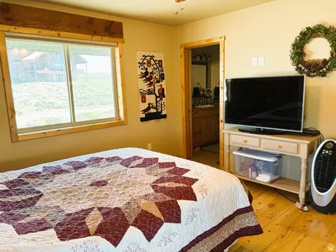 Bedroom - 17 Eagle Cir, Scofield, UT 84526 photo 3 of 6