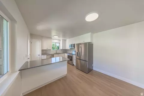 Kitchen - 139 N 1050 E, Bountiful, UT 84010 photo 3 of 4