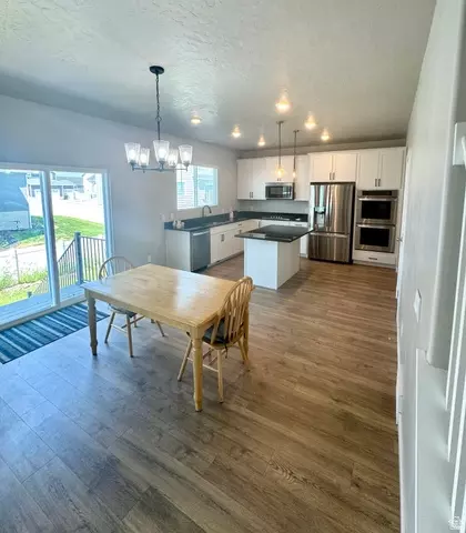 Kitchen - 4186 W 800 S, Syracuse, UT 84075 photo 1 of 1