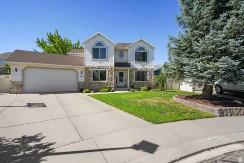 4684 W 9980 N, Cedar Hills, UT 84062