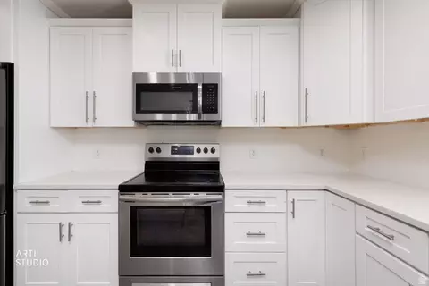 Kitchen - 3972 N Wood Rd, Eagle Mountain, UT 84005 photo 5 of 5