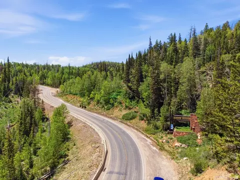 615 E Old Rd, Brian Head, UT 84719 photo 42