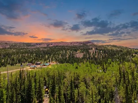 615 E Old Rd, Brian Head, UT 84719 photo 2