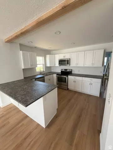 Kitchen - 4401 S 700 E, Millcreek, UT 84107 photo 2 of 3