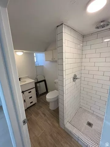 Bath - 4401 S 700 E, Millcreek, UT 84107 photo 2 of 2