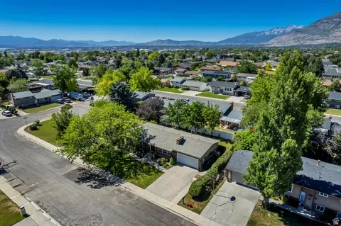 View/Area - 888 W 1350 N, Orem, UT 84057 photo 3 of 9