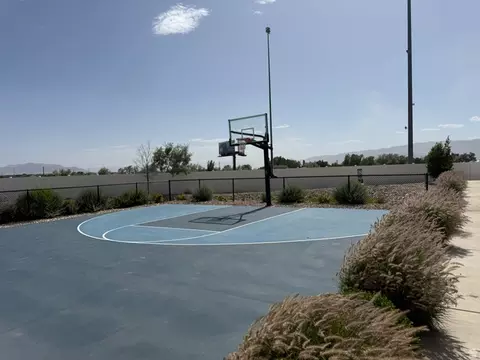 1700 S Sandhill, Orem, UT 84058 photo 9