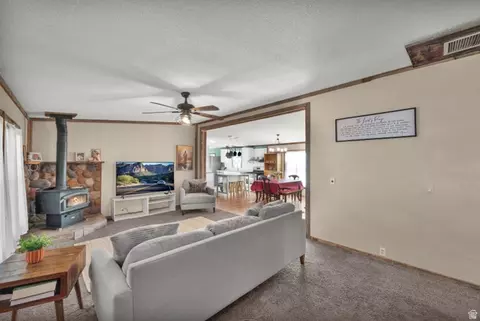 Living - 468 N Duck Springs Dr, Moroni, UT 84646 photo 2 of 2
