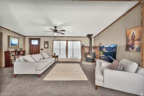 Living - 468 N Duck Springs Dr, Moroni, UT 84646 photo 1 of 2