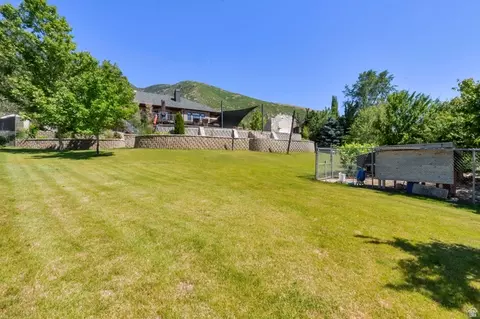 Exterior - 12244 S 2000 E, Draper, UT 84020 photo 7 of 12