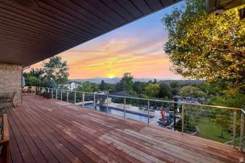 Exterior - 12244 S 2000 E, Draper, UT 84020 photo 6 of 12