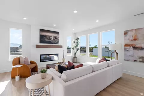 Living - 512 S Rivergate Dr, Logan, UT 84321 photo 2 of 3