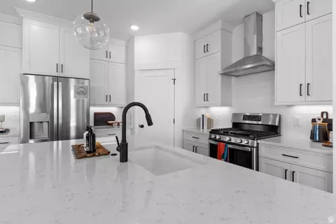Kitchen - 512 S Rivergate Dr, Logan, UT 84321 photo 1 of 2