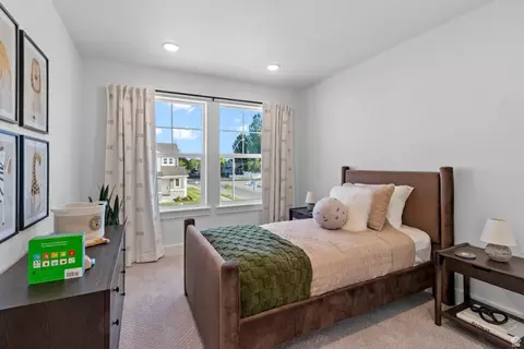 Bedroom - 512 S Rivergate Dr, Logan, UT 84321 photo 5 of 6
