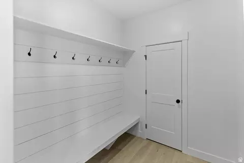 Entry Way - 1692 W Rivergate Dr, Logan, UT 84321 photo 2 of 4