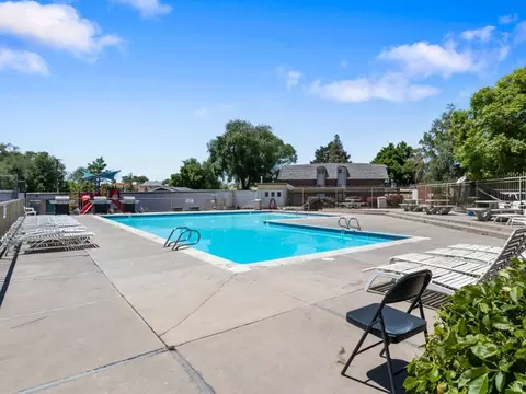 Exterior - 1661 Willowbrook Dr #BLDG 12, Provo, UT 84604 photo 4 of 4