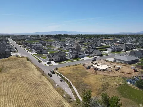 424 N 420 W #70, Mapleton, UT 84664 photo 3